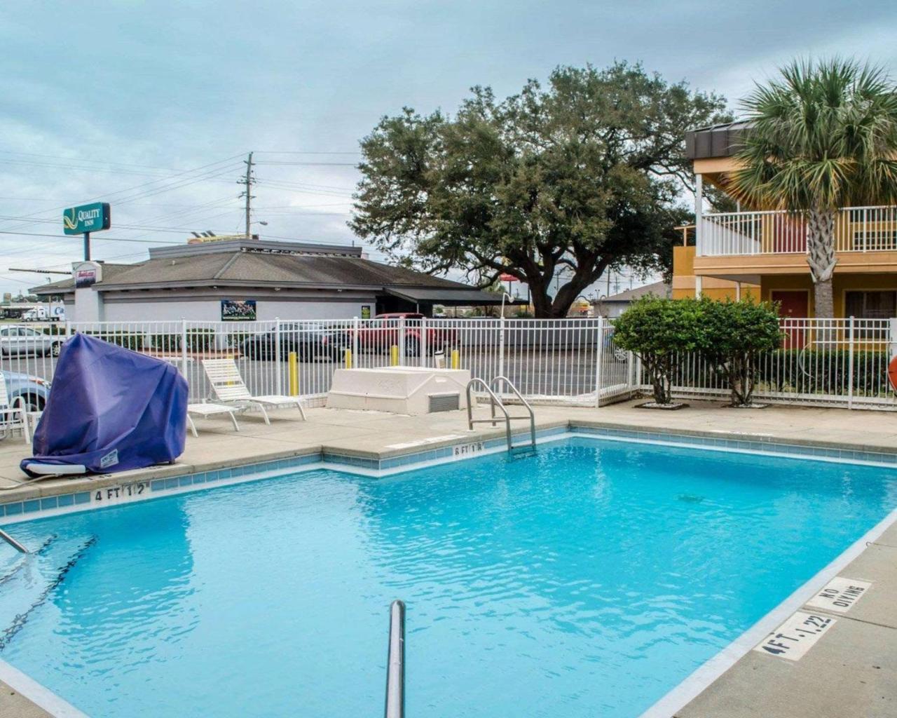 Quality Inn N.A.S.-Corry Beach Haven Exterior foto